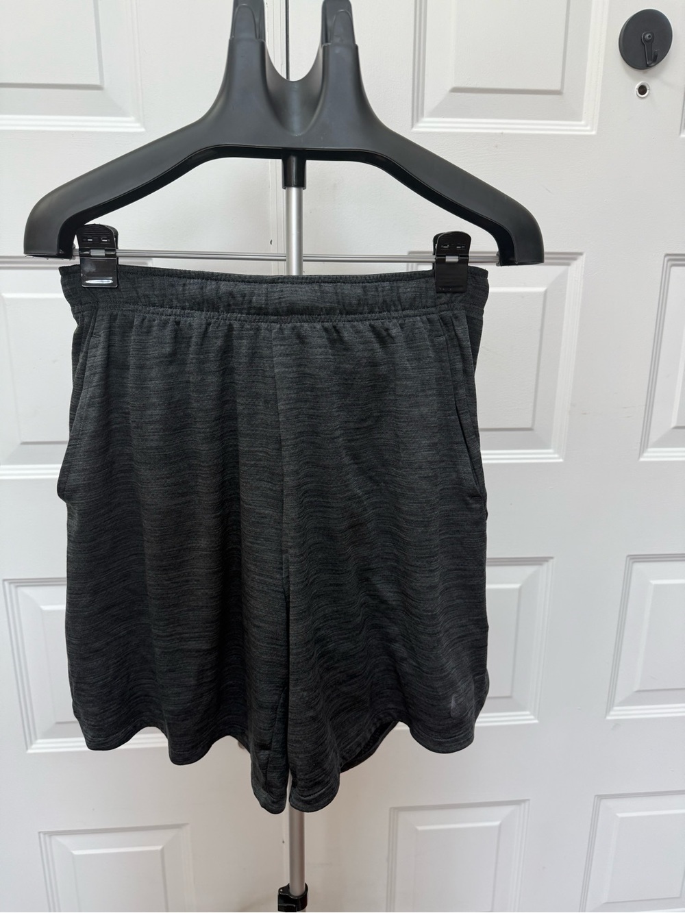Nike Men's Dark Gray Athletic Shorts